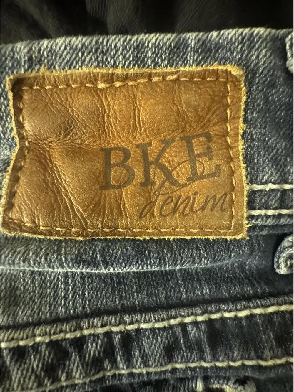 BKE Denim Payton Distressed Denim Shorts Size 32
